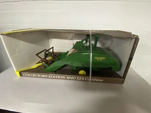 ERTL John Deere 1940 12A Combine 1:16- 50th Anniversary 1940-1990 - Diecast-new - Picture 1 of 8