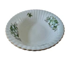 Round Open Vegetable Bowl Royal Albert Trillium Pattern - Bild 1 von 4