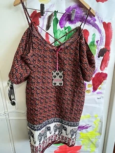 Women’s Boohoo Elephant Print Open Shoulder Dress Size 16 - Picture 1 of 5