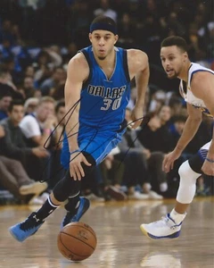 Seth Curry Signed 8x10 Photo Dallas Mavericks Autographed COA - Picture 1 of 1