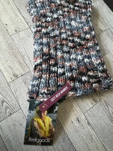 Feelzgood Artisan "Whitney" Neck Warmer Woven Sustainable Charitable Source NEW - Picture 1 of 4