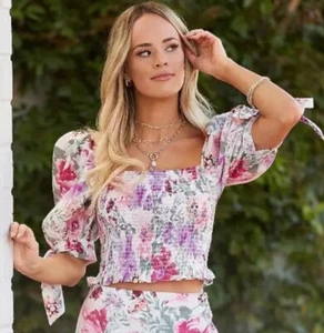 Express Floral Square Neck Smocked Top with Puff Tie Sleeves Size Medium NWT - Picture 1 of 8