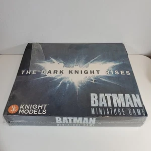 Batman gioco in miniatura The Dark Knight Rises starter box nuovo mai giocato danneggiamento - Foto 1 di 8