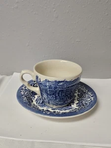 Tazza e piattino scherzo Royal Tudor Coaching Taverns - Foto 1 di 3