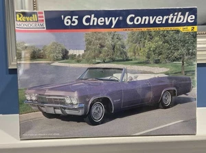 Revell BIG BOX 1965 CHEVY CONVERTIBILE kit modellino scala 1:25 85-2533 scatola sigillata - Foto 1 di 3