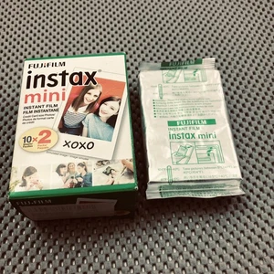 Fujifilm Instax Mini Instant Film Twin Pack 30 Exposures Exp 2019 - Picture 1 of 5