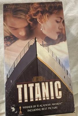 Titanic VHS 1998 2 Tape Box Set Leonardo Dicaprio Kate Winslet - Image 1 of 4