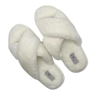 Zapatillas de punto blancas mullidas de piel sintética (paquete de 2) talla pequeña nuevas sin etiquetas Foto 1 de 4