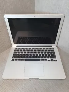 Apple MacBook Air 13" i7 @ 1,7 GHz 4 GB 250 GB SSD metà 2013 A1466 grado C EK2703 - Foto 1 di 9