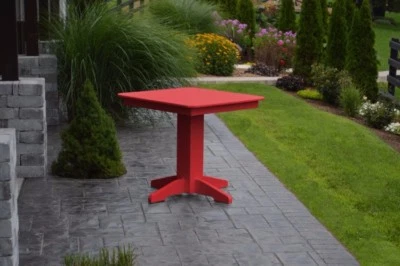 Mesas de comedor cuadradas de polietileno hechas por A&L Furniture Co. - en 2 tamaños y 13 colores Foto 1 de 2