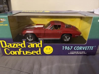 NUEVA CORBETA ROJA ERTL AMERICAN MUSCLE ATURDIDA Y CONFUSA 1967 ESCALA 1:18 ¡RARA! Foto 1 de 4