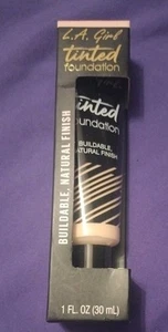 L.A. Girl Tinted Foundation, Buildable Natural Finish - GLM751 Ivory - Picture 1 of 6