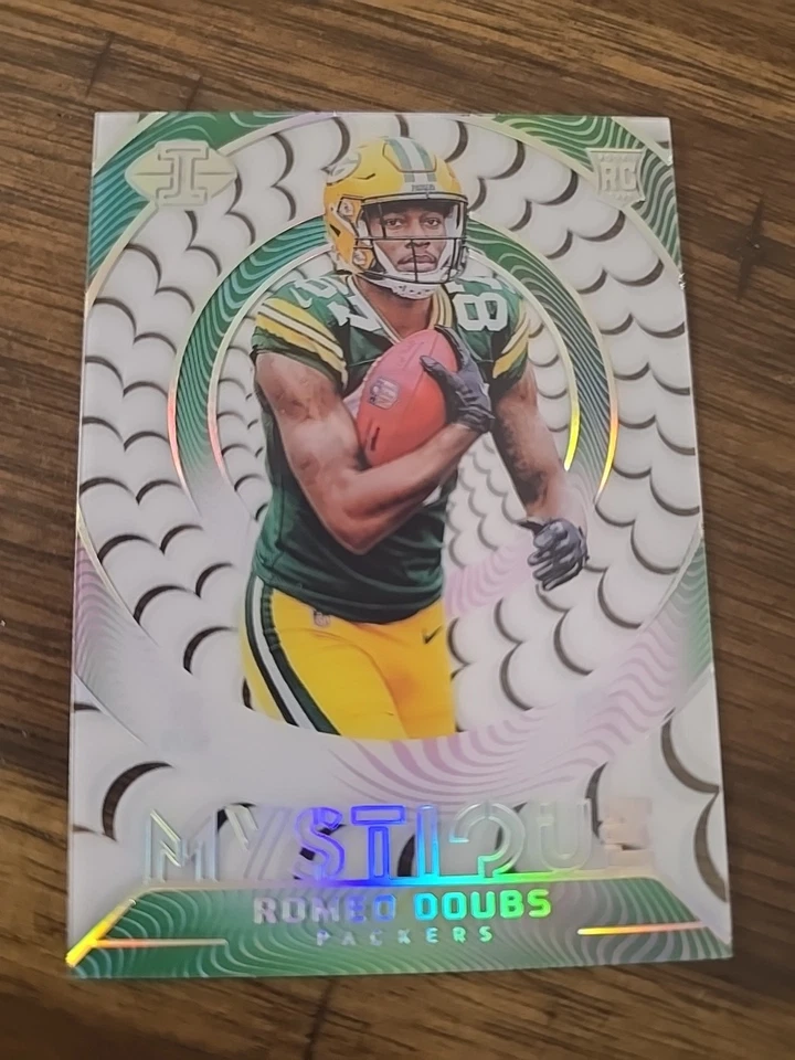 2022 Panini Illusions - Mystique Romeo Doubs #M-37 Emerald (RC) - Image 1 of 2