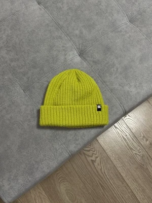 Vintage DC Shoes Knitted Y2K Green Skate Hat - Image 1 of 4