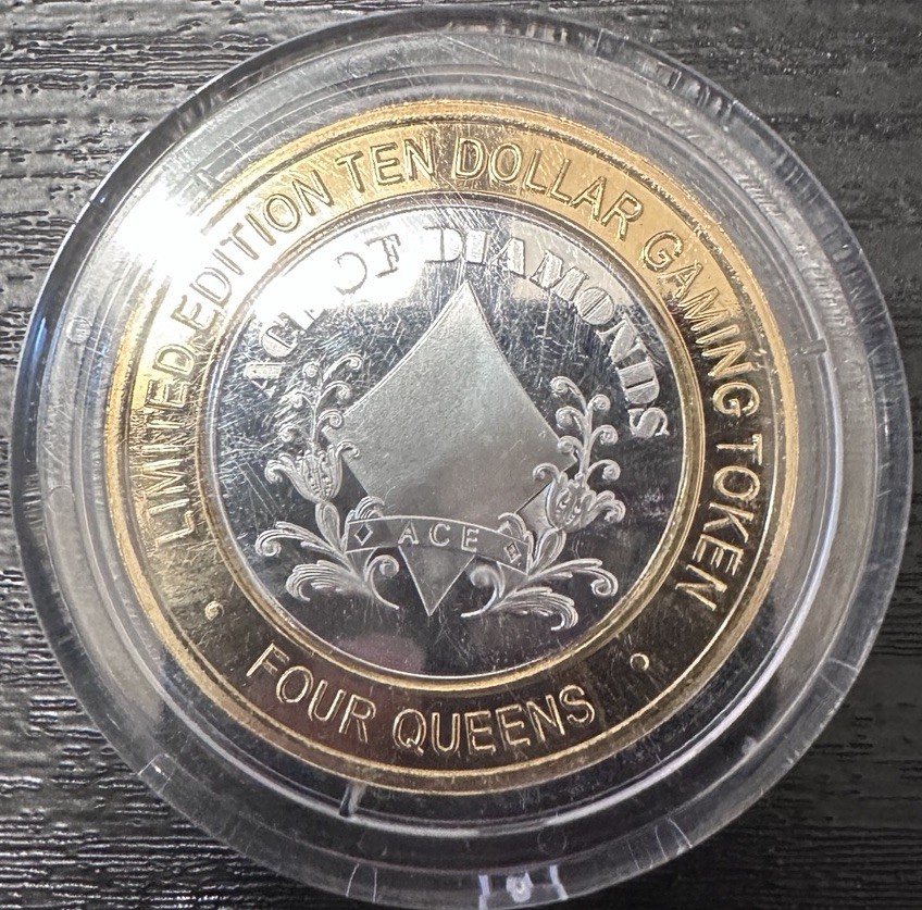 ラスベガス　複数ホテル　sirver strike coin Silver Strikers Club - Four Queens Hotel & Casino Page 19