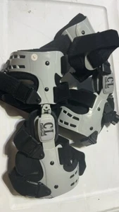 OA-200- L Knee Brace LEFT RIGHTLEG Gray Black w/ Tools Directions Comfortland CL - Picture 1 of 3