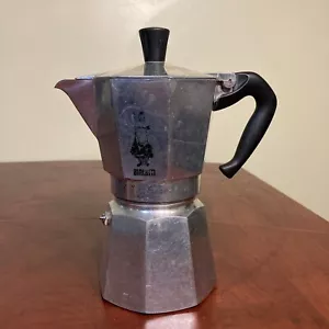 Classic BIALETTI Moka Express Italian Italy Coffee Maker - 6 Cup - Silver - Picture 1 of 6
