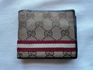 Vintage Gucci Men's Wallet Beige & Brown GG Logo Canvas Bi-fold Red Stripe - Picture 1 of 10