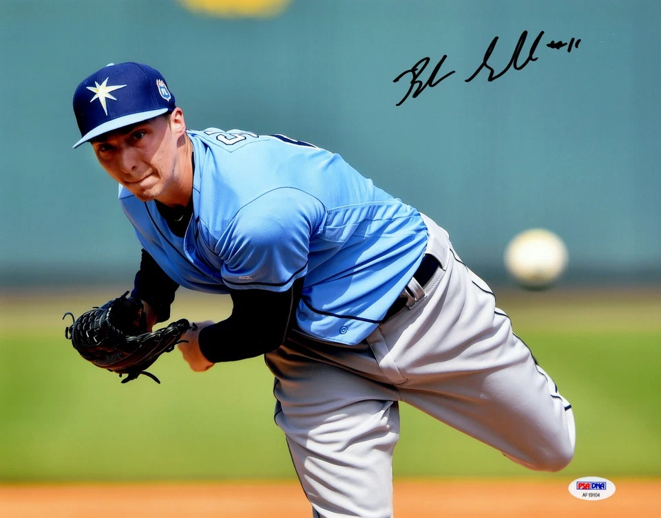 Blake Snell Signed 11x14 Photo PSA COA Auto Rookie RC Rays Photograph Cy Young - Image 1 of 1