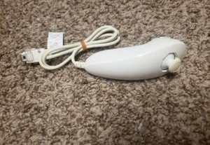 Official OEM White Nintendo nunchuck for Nintendo Wii or Wii U - Picture 1 of 1