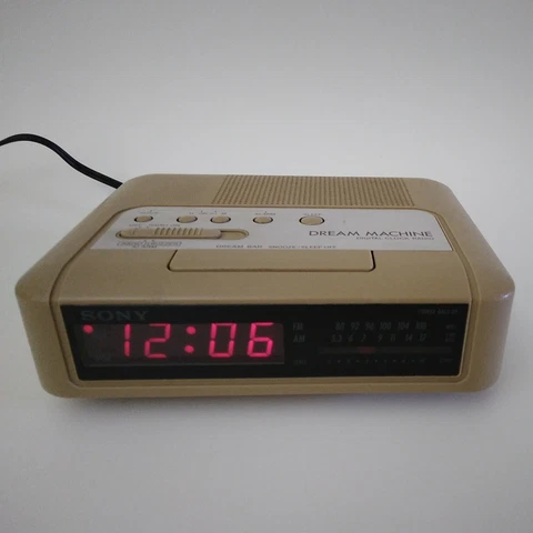 Sony Dream Machine ICF-C240 Radio Alarm Clock-1989-AM FM-Corded-Tested Works Cover