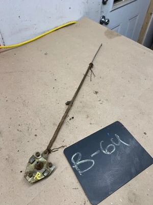 1967 1968 FORD MUSTANG 68 67 MECANISMO DE MAÇANETA DA PORTA PUMA E LIGAÇÃO DA HASTE DIREITA - Imagem 1 de 4