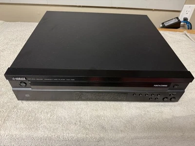 Yamaha CDC-585 Natural Sound 5 CD Disc Player Changer Works - No Remote - Image 1 of 4