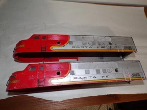 Vintage Original Lionel 2333 Santa Fe F3 AA Body Shells, with all trim for resto - Picture 1 of 7