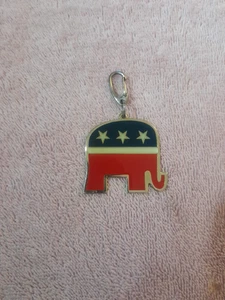 Republican Party Elephant Key Fob Ring Charm 1.5" x 2" Smithsonian Institution - Picture 1 of 5
