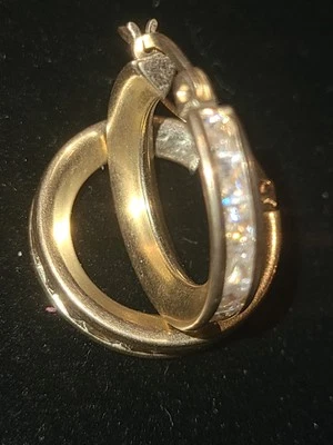 Aros de oro 10k con piedras. Conjunto de pendientes de aro de oro Chanel, pendientes de aro de oro  Foto 1 de 4