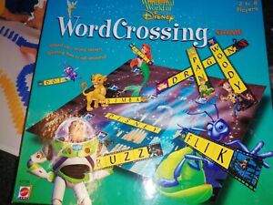 920 THE WONDERFUL WORLD OF DISNEY WORD CROSSING GAME - Mattel 2000 