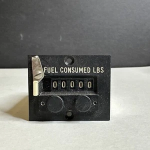 Ragen DSF1546-7 Fuel Flow Totalizer Indicator Swearingen Aviation 27-19162-001 - Picture 1 of 9
