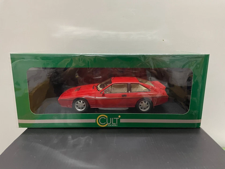Cult Models! 1:18 Scale Resin Model Car Lotus Excel SE Red 1988-1990 New in Box - Image 1 of 2