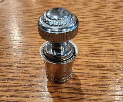 Encendedor cromado Cadillac Fleetwood Brougham Seville Deville 1980-1997 Foto 1 de 4