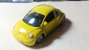 WELLY - VW VOLKSWAGEN NEW BEETLE   YELLOW     1/64 APROX. *NEW* - Picture 1 of 8