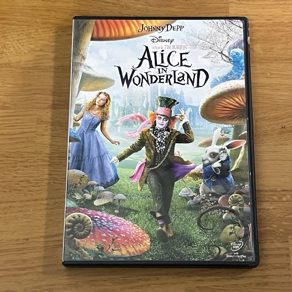 Alice In Wonderland - Mia Wasikowska, Johnny Depp - 2010 - Disney DVD -- - Image 1 of 2