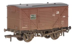 37-805 Bachmann OO Gauge 12 Ton Van M518977 Weathered (Pre-Owned) - Picture 1 of 1