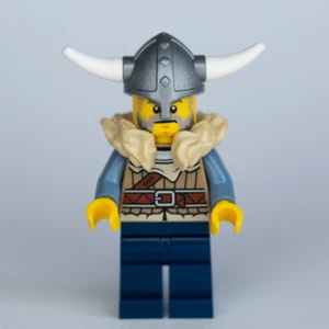 LEGO® Viking Viking Warrior Male - Minifigura con casco (vik040) NUEVO - Imagen 1 de 2