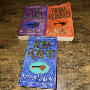 Nora Roberts THE KEY TRILOGY Complete Series w/all 3 of the paperback books (o) - Bild 1 von 2