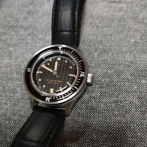 About Vintage AV 1956 Marine Black Dial Diver Style Analog Men's Watch Box Used - Picture 1 of 5