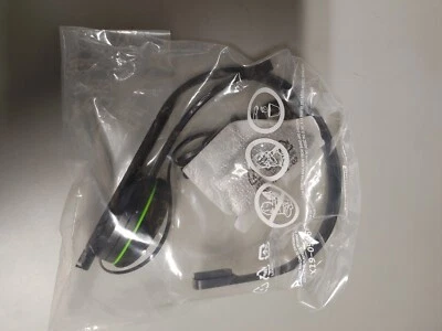 Microsoft S5V-00014 Black Headband Chat Headset for Xbox One - Image 1 of 2