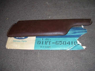 Quebra-sol marrom NOS 1971 1972 LINCOLN CONTINENTAL MARK DESTRO OU LH - Imagem 1 de 2