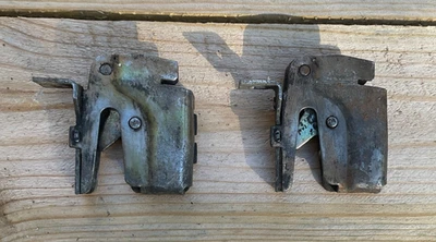 Jeep Cherokee XJ Par 84-01 Cierre de capó Fabricante Original Conductor Pasajero Envío gratuito  Foto 1 de 2