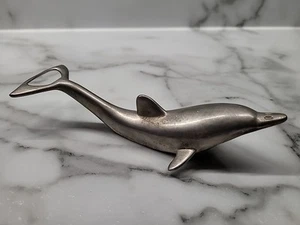 Apribottiglie Vintage Delfino International Silver Co. Placcato Argento Nautico 6" - Foto 1 di 4