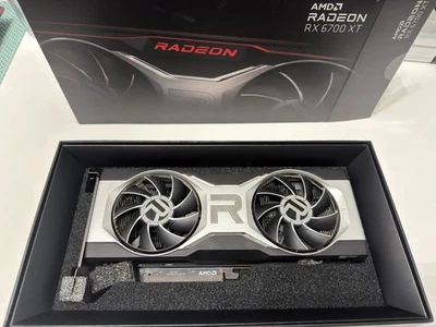 Tarjeta de gráficos AMD Radeon RX 6700 XT 12 GB GDDR6 Foto 1 de 4