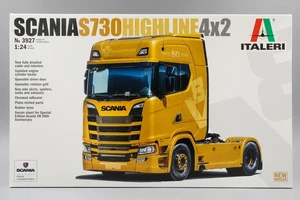 Italeri IT3927 Scania S730 Highline 4x2 tractor truck, model kit - Imagen 1 de 11