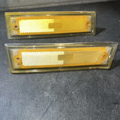 Luces marcadoras laterales delanteras 1981-88 camioneta Chevy y GMC. L&R Foto 1 de 4