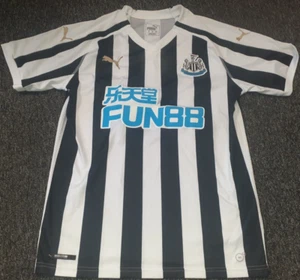 PUMA Newcastle United FC 2018/2019 Home Shirt Mens UK Size Medium - Picture 1 of 3