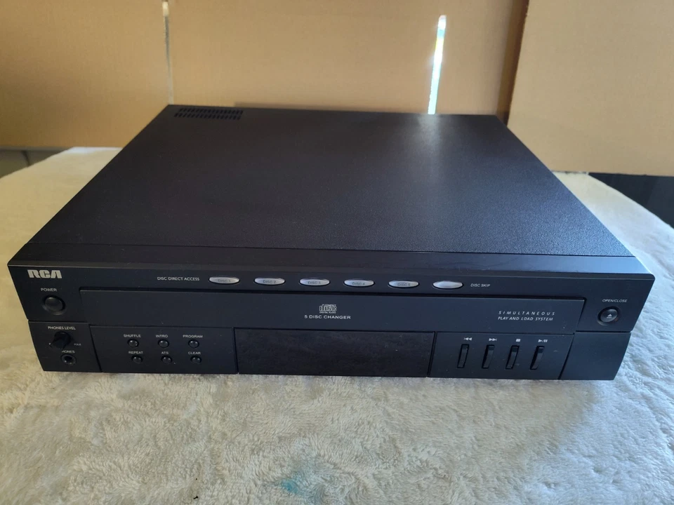 RCA 5 Disc CD Changer Model: RP-8075RS Tested✓ - Image 1 of 4