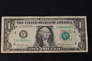 Billete estrella de $1 dólar - tamaño de funcionamiento bajo 250 k - difícil de encontrar 2017 SN F 00036689* - Imagen 1 de 2